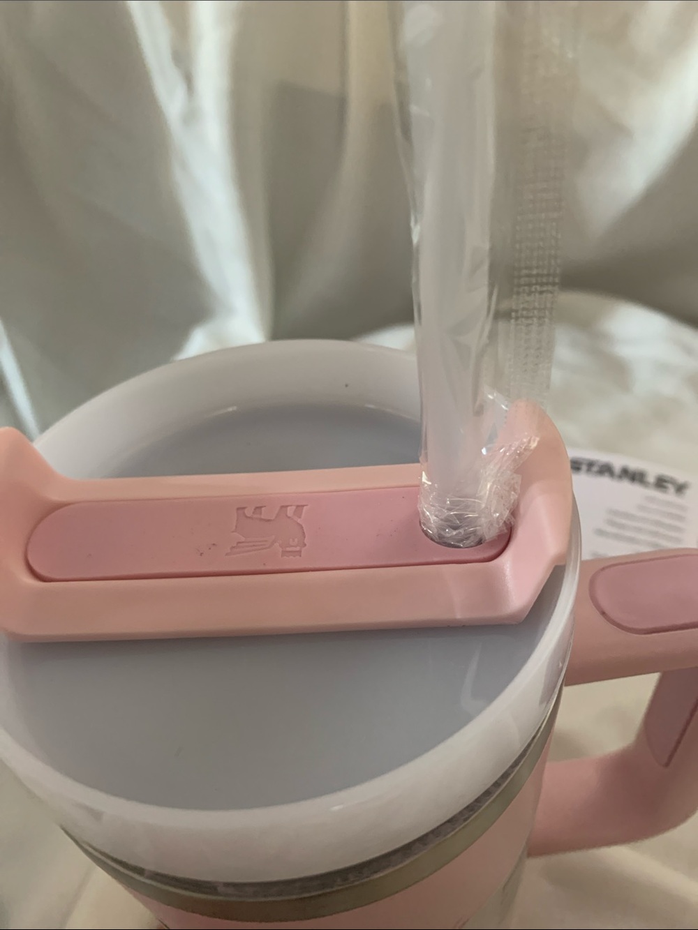 Stanley Pink 40oz FlowState Tumbler Box - Picture 12 of 12